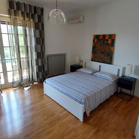 Le Strelizie Apartment Arnesano Bagian luar foto