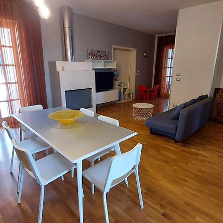 Le Strelizie Apartment Arnesano Bagian luar foto
